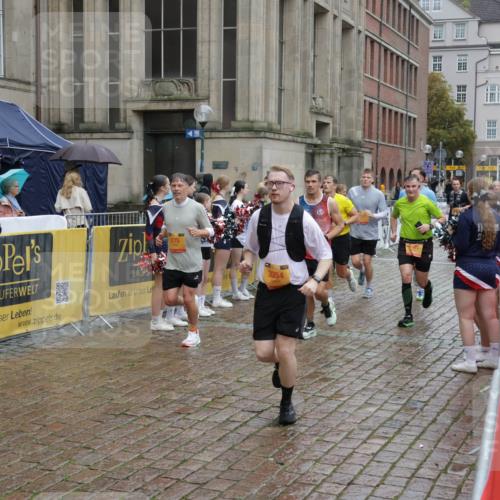 13.09.2026 - Kiel Lauf Yannick Fuchs http://msf.ph/oto/10490005 13.09.2026 11:45:21 Laufen 10, 275, 3354 meine-sportfotos.de