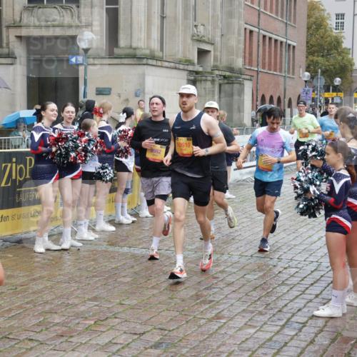 13.09.2026 - Kiel Lauf Yannick Fuchs http://msf.ph/oto/10490076 13.09.2026 11:45:47 Laufen 10910, 9982 meine-sportfotos.de