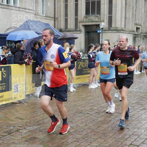 13.09.2026 - Kiel Lauf Yannick Fuchs http://msf.ph/oto/10490112 13.09.2026 11:46:07 Laufen 4891, 10383, 8255, 1000 meine-sportfotos.de
