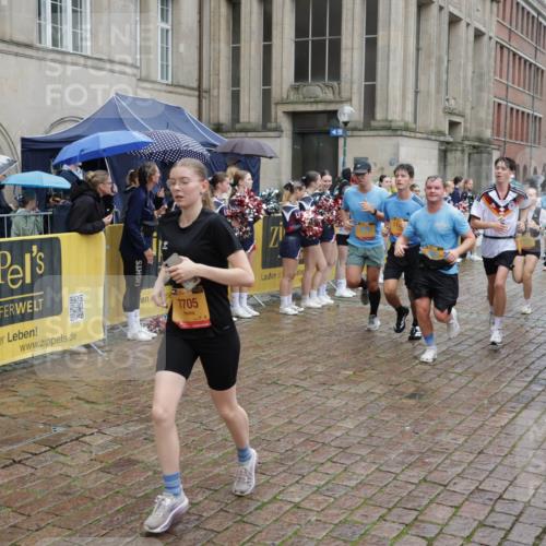 13.09.2026 - Kiel Lauf Yannick Fuchs http://msf.ph/oto/10490233 13.09.2026 11:46:52 Laufen 71, 7705 meine-sportfotos.de