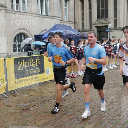 13.09.2026 - Kiel Lauf Yannick Fuchs http://msf.ph/oto/10490235 13.09.2026 11:46:54 Laufen 11625 meine-sportfotos.de