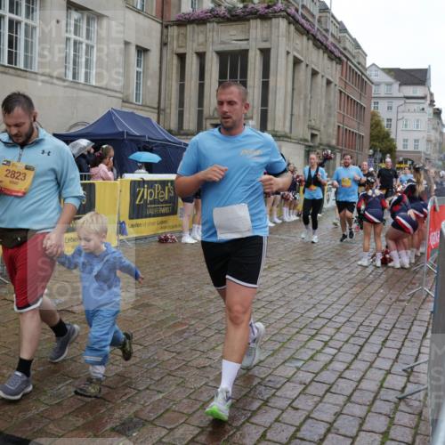 13.09.2026 - Kiel Lauf Yannick Fuchs http://msf.ph/oto/10490990 13.09.2026 11:52:03 Laufen 2823 meine-sportfotos.de