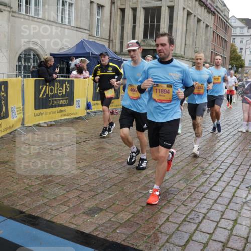 13.09.2026 - Kiel Lauf Yannick Fuchs http://msf.ph/oto/10491052 13.09.2026 11:52:35 Laufen 466, 39, 11894, 1533, 5696 meine-sportfotos.de