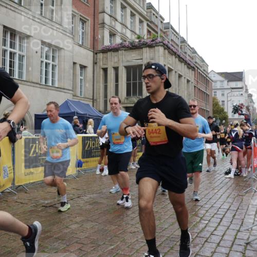 13.09.2026 - Kiel Lauf Yannick Fuchs http://msf.ph/oto/10491176 13.09.2026 11:53:48 Laufen 1, 39, 7246, 8430, 6442 meine-sportfotos.de