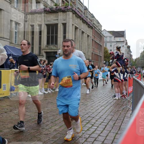13.09.2026 - Kiel Lauf Yannick Fuchs http://msf.ph/oto/10491213 13.09.2026 11:54:12 Laufen 7115, 4275, 24, 38, 1729 meine-sportfotos.de