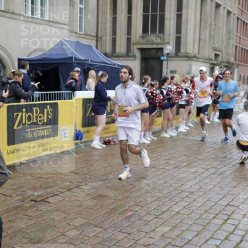 13.09.2026 - Kiel Lauf Yannick Fuchs http://msf.ph/oto/10491423 13.09.2026 11:56:18 Laufen 2416 meine-sportfotos.de