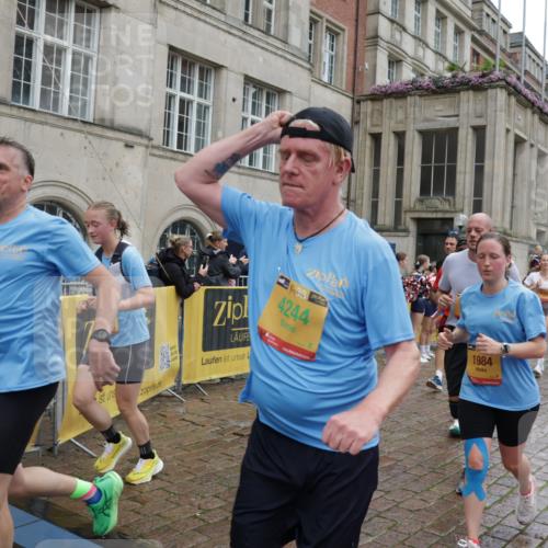 13.09.2026 - Kiel Lauf Yannick Fuchs http://msf.ph/oto/10491453 13.09.2026 11:56:33 Laufen 1982, 0471, 4244, 1984 meine-sportfotos.de