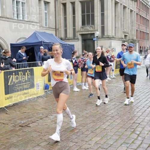 13.09.2026 - Kiel Lauf Yannick Fuchs http://msf.ph/oto/10491458 13.09.2026 11:56:35 Laufen 8397, 302, 1502, 12709, 7825 meine-sportfotos.de