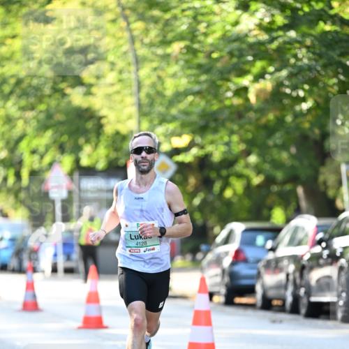 20.09.2026 - PSD Bank Halbmarathon Dr. Thomas Lammeyer http://msf.ph/oto/10491614 20.09.2026 10:28:52 Laufen 4128 meine-sportfotos.de