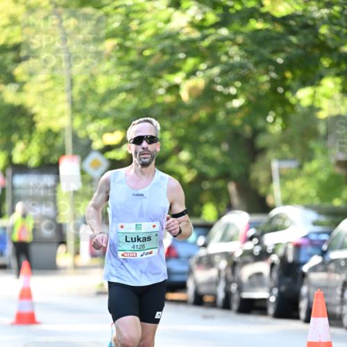 20.09.2026 - PSD Bank Halbmarathon Dr. Thomas Lammeyer http://msf.ph/oto/10491618 20.09.2026 10:28:53 Laufen 4128 meine-sportfotos.de