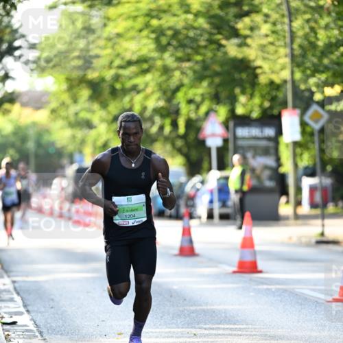 20.09.2026 - PSD Bank Halbmarathon Dr. Thomas Lammeyer http://msf.ph/oto/10491642 20.09.2026 10:29:06 Laufen 1204 meine-sportfotos.de