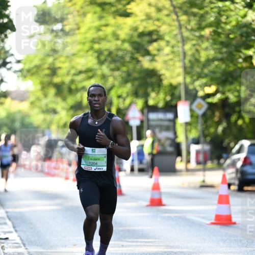 20.09.2026 - PSD Bank Halbmarathon Dr. Thomas Lammeyer http://msf.ph/oto/10491648 20.09.2026 10:29:07 Laufen 1204 meine-sportfotos.de