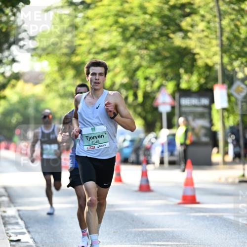20.09.2026 - PSD Bank Halbmarathon Dr. Thomas Lammeyer http://msf.ph/oto/10491792 20.09.2026 10:29:50 Laufen 4545 meine-sportfotos.de
