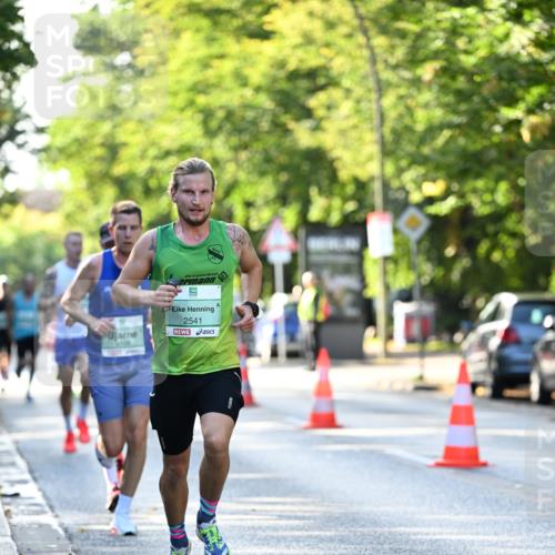 20.09.2026 - PSD Bank Halbmarathon Dr. Thomas Lammeyer http://msf.ph/oto/10491833 20.09.2026 10:30:15 Laufen 2541 meine-sportfotos.de