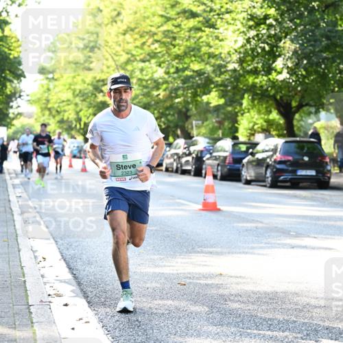 20.09.2026 - PSD Bank Halbmarathon Dr. Thomas Lammeyer http://msf.ph/oto/10492429 20.09.2026 10:32:50 Laufen 2323 meine-sportfotos.de
