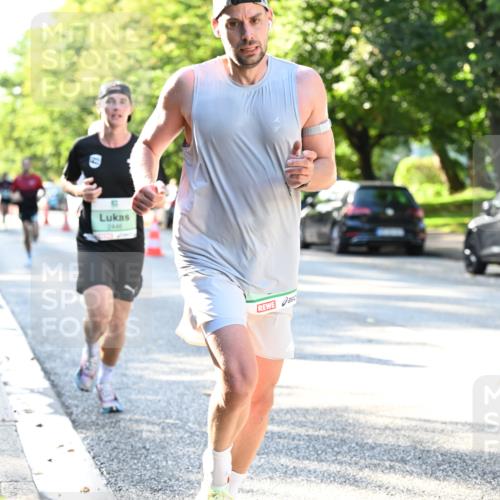 20.09.2026 - PSD Bank Halbmarathon Dr. Thomas Lammeyer http://msf.ph/oto/10492601 20.09.2026 10:33:27 Laufen 2446 meine-sportfotos.de