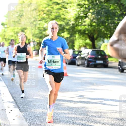 20.09.2026 - PSD Bank Halbmarathon Dr. Thomas Lammeyer http://msf.ph/oto/10492646 20.09.2026 10:33:37 Laufen 1314 meine-sportfotos.de