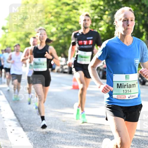 20.09.2026 - PSD Bank Halbmarathon Dr. Thomas Lammeyer http://msf.ph/oto/10492649 20.09.2026 10:33:38 Laufen 1314 meine-sportfotos.de