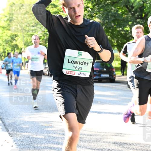 20.09.2026 - PSD Bank Halbmarathon Dr. Thomas Lammeyer http://msf.ph/oto/10493791 20.09.2026 10:36:56 Laufen 1693, 2043 meine-sportfotos.de