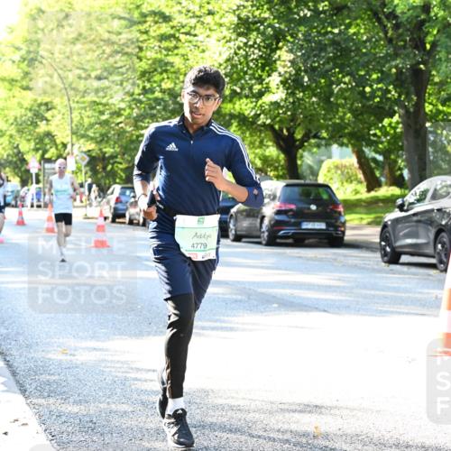 20.09.2026 - PSD Bank Halbmarathon Dr. Thomas Lammeyer http://msf.ph/oto/10494010 20.09.2026 10:37:32 Laufen 4779 meine-sportfotos.de