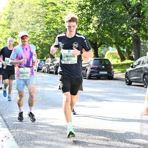 20.09.2026 - PSD Bank Halbmarathon Dr. Thomas Lammeyer http://msf.ph/oto/10494388 20.09.2026 10:38:51 Laufen 3076, 33, 4527 meine-sportfotos.de