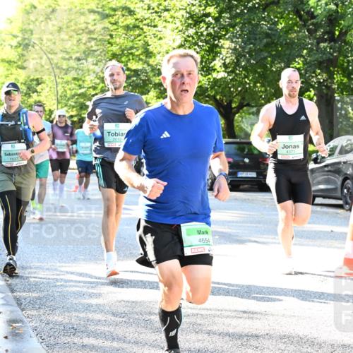 20.09.2026 - PSD Bank Halbmarathon Dr. Thomas Lammeyer http://msf.ph/oto/10494734 20.09.2026 10:39:59 Laufen 1537, 2012, 4654, 4371 meine-sportfotos.de