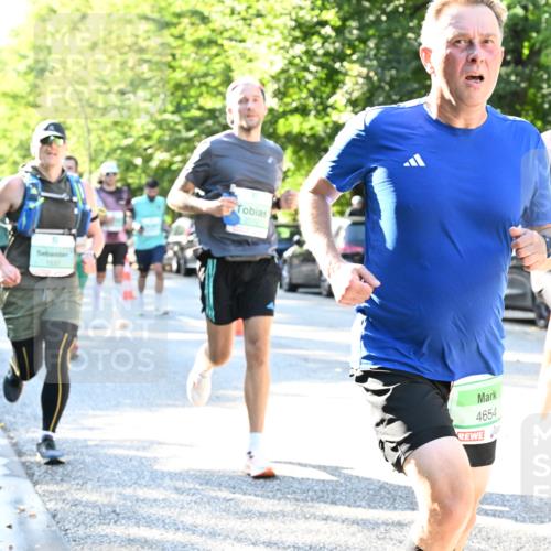 20.09.2026 - PSD Bank Halbmarathon Dr. Thomas Lammeyer http://msf.ph/oto/10494736 20.09.2026 10:40:00 Laufen 1537, 4371, 4654 meine-sportfotos.de