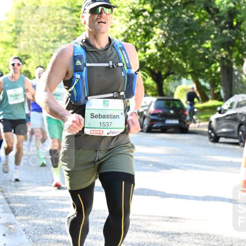 20.09.2026 - PSD Bank Halbmarathon Dr. Thomas Lammeyer http://msf.ph/oto/10494744 20.09.2026 10:40:01 Laufen 1537 meine-sportfotos.de