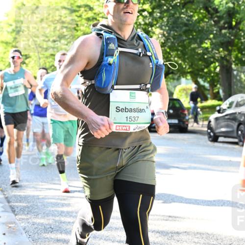 20.09.2026 - PSD Bank Halbmarathon Dr. Thomas Lammeyer http://msf.ph/oto/10494745 20.09.2026 10:40:01 Laufen 1537 meine-sportfotos.de