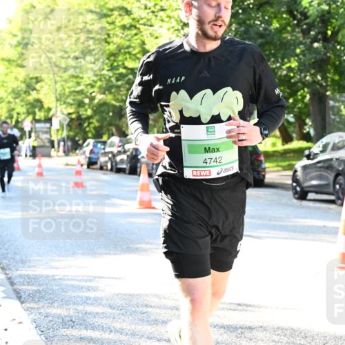 20.09.2026 - PSD Bank Halbmarathon Dr. Thomas Lammeyer http://msf.ph/oto/10494778 20.09.2026 10:40:06 Laufen 4742 meine-sportfotos.de