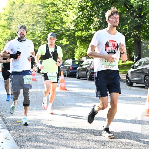 20.09.2026 - PSD Bank Halbmarathon Dr. Thomas Lammeyer http://msf.ph/oto/10494814 20.09.2026 10:40:15 Laufen 4498, 3767, 4541, 0 meine-sportfotos.de