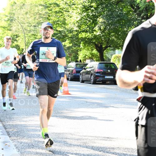 20.09.2026 - PSD Bank Halbmarathon Dr. Thomas Lammeyer http://msf.ph/oto/10494890 20.09.2026 10:40:28 Laufen 1803, 3, 4683, 4353, 250 meine-sportfotos.de