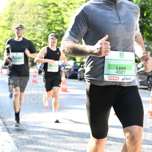20.09.2026 - PSD Bank Halbmarathon Dr. Thomas Lammeyer http://msf.ph/oto/10494925 20.09.2026 10:40:33 Laufen 4681 meine-sportfotos.de