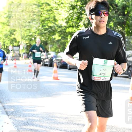 20.09.2026 - PSD Bank Halbmarathon Dr. Thomas Lammeyer http://msf.ph/oto/10494943 20.09.2026 10:40:36 Laufen 50, 4760, 1234 meine-sportfotos.de