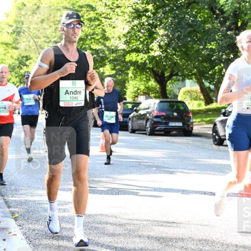 20.09.2026 - PSD Bank Halbmarathon Dr. Thomas Lammeyer http://msf.ph/oto/10495027 20.09.2026 10:40:55 Laufen 3381, 1046, 4070 meine-sportfotos.de