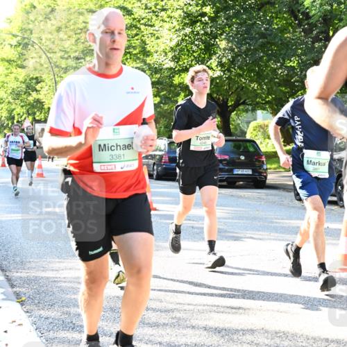 20.09.2026 - PSD Bank Halbmarathon Dr. Thomas Lammeyer http://msf.ph/oto/10495039 20.09.2026 10:40:57 Laufen 3381, 5, 4249, 4683, 3861, 2196, 250 meine-sportfotos.de