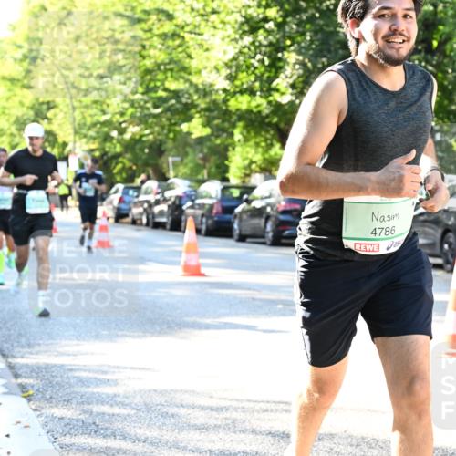 20.09.2026 - PSD Bank Halbmarathon Dr. Thomas Lammeyer http://msf.ph/oto/10495130 20.09.2026 10:41:11 Laufen 4786 meine-sportfotos.de
