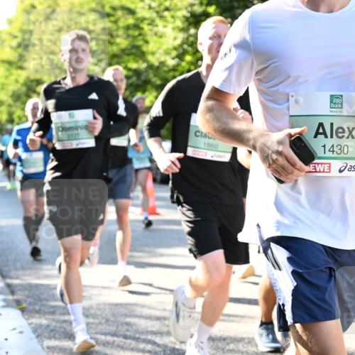 20.09.2026 - PSD Bank Halbmarathon Dr. Thomas Lammeyer http://msf.ph/oto/10495438 20.09.2026 10:42:01 Laufen 2177, 1860, 1430 meine-sportfotos.de