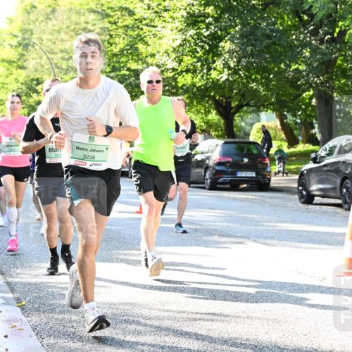 20.09.2026 - PSD Bank Halbmarathon Dr. Thomas Lammeyer http://msf.ph/oto/10495510 20.09.2026 10:42:13 Laufen 1559, 361, 3226, 0 meine-sportfotos.de