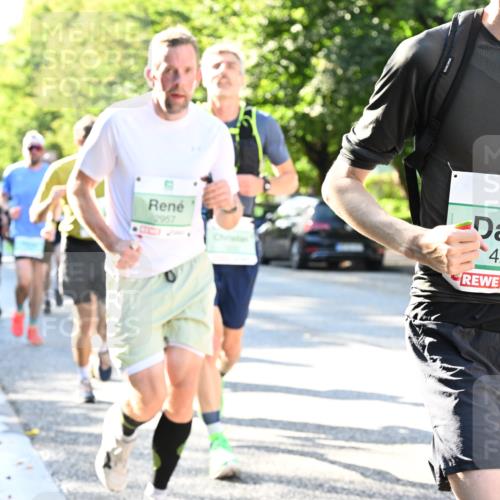 20.09.2026 - PSD Bank Halbmarathon Dr. Thomas Lammeyer http://msf.ph/oto/10495612 20.09.2026 10:42:29 Laufen 4248 meine-sportfotos.de