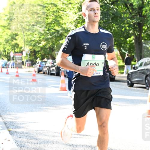 20.09.2026 - PSD Bank Halbmarathon Dr. Thomas Lammeyer http://msf.ph/oto/10496193 20.09.2026 10:44:02 Laufen  meine-sportfotos.de