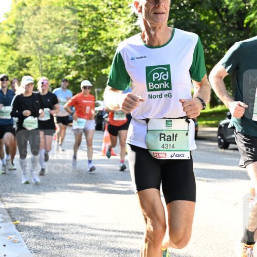 20.09.2026 - PSD Bank Halbmarathon Dr. Thomas Lammeyer http://msf.ph/oto/10496368 20.09.2026 10:44:36 Laufen 462, 4314 meine-sportfotos.de