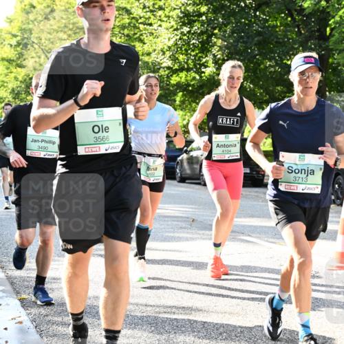 20.09.2026 - PSD Bank Halbmarathon Dr. Thomas Lammeyer http://msf.ph/oto/10496612 20.09.2026 10:45:13 Laufen 3490, 3566, 4104, 1602, 1683, 3713, 0 meine-sportfotos.de