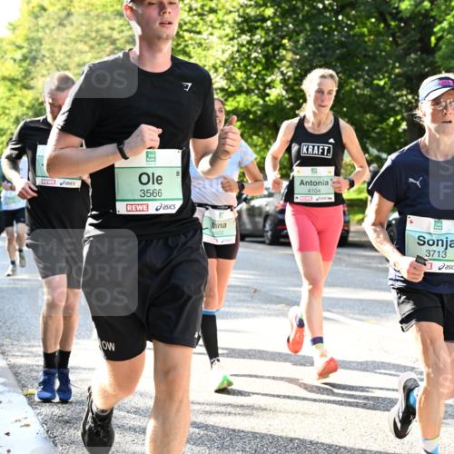 20.09.2026 - PSD Bank Halbmarathon Dr. Thomas Lammeyer http://msf.ph/oto/10496613 20.09.2026 10:45:13 Laufen 3566, 7, 602, 4104, 3713 meine-sportfotos.de