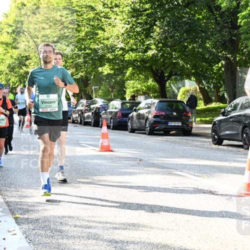 20.09.2026 - PSD Bank Halbmarathon Dr. Thomas Lammeyer http://msf.ph/oto/10496629 20.09.2026 10:45:16 Laufen 2104, 4683 meine-sportfotos.de