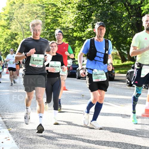20.09.2026 - PSD Bank Halbmarathon Dr. Thomas Lammeyer http://msf.ph/oto/10496766 20.09.2026 10:45:36 Laufen 1304, 57, 1254 meine-sportfotos.de