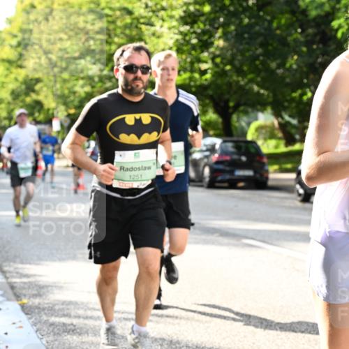 20.09.2026 - PSD Bank Halbmarathon Dr. Thomas Lammeyer http://msf.ph/oto/10497362 20.09.2026 10:47:07 Laufen 1251, 1263 meine-sportfotos.de