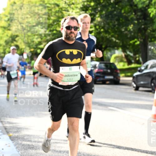 20.09.2026 - PSD Bank Halbmarathon Dr. Thomas Lammeyer http://msf.ph/oto/10497363 20.09.2026 10:47:07 Laufen 1251 meine-sportfotos.de