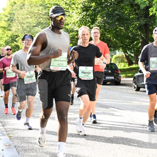 20.09.2026 - PSD Bank Halbmarathon Dr. Thomas Lammeyer http://msf.ph/oto/10497434 20.09.2026 10:47:19 Laufen 1354, 2105, 4073, 1795, 2999 meine-sportfotos.de