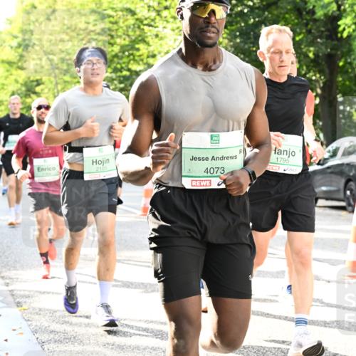 20.09.2026 - PSD Bank Halbmarathon Dr. Thomas Lammeyer http://msf.ph/oto/10497438 20.09.2026 10:47:19 Laufen 2105, 4073, 1795 meine-sportfotos.de